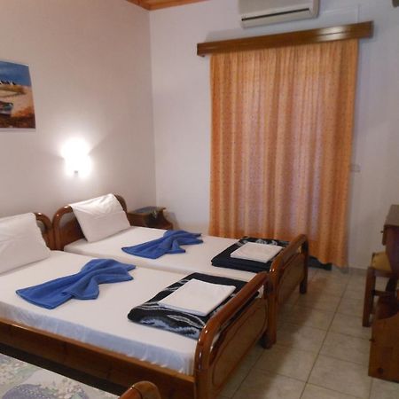 Ferienwohnung Pansion Giorgos & Rania Skiathos-Stadt Zimmer foto