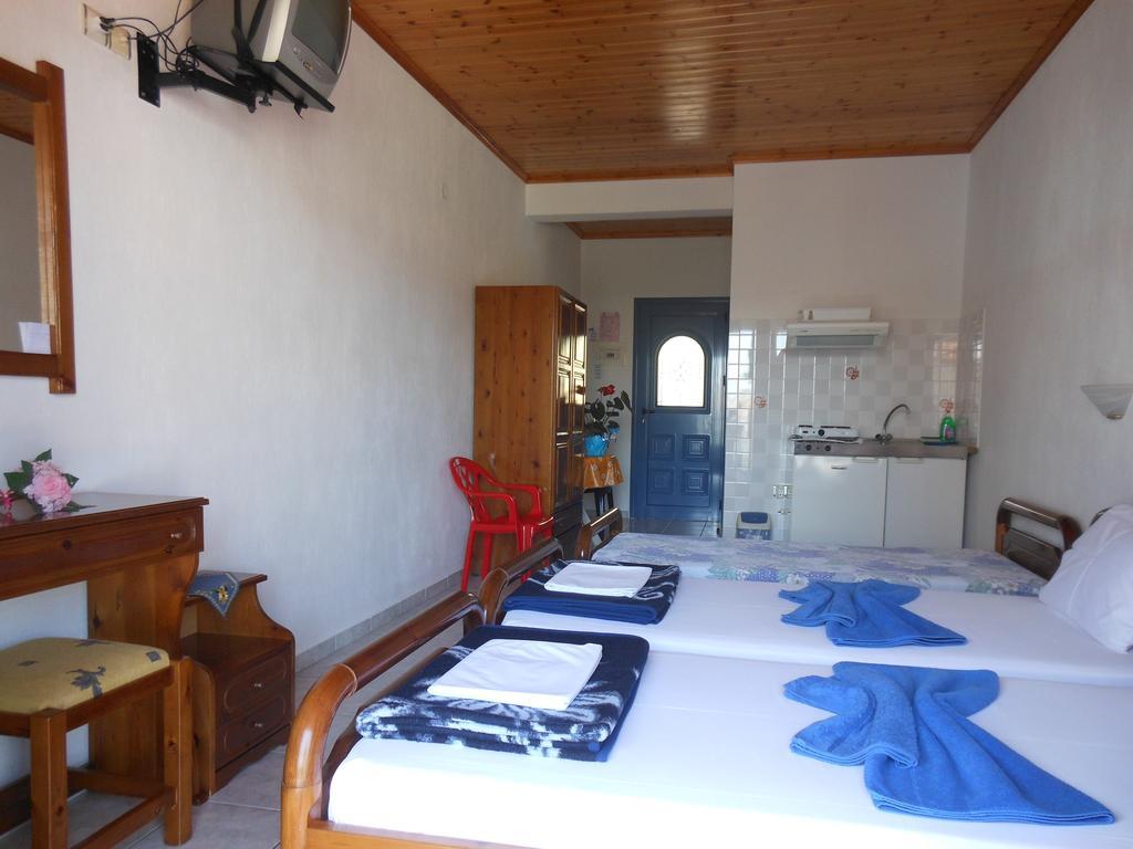 Ferienwohnung Pansion Giorgos & Rania Skiathos-Stadt Zimmer foto