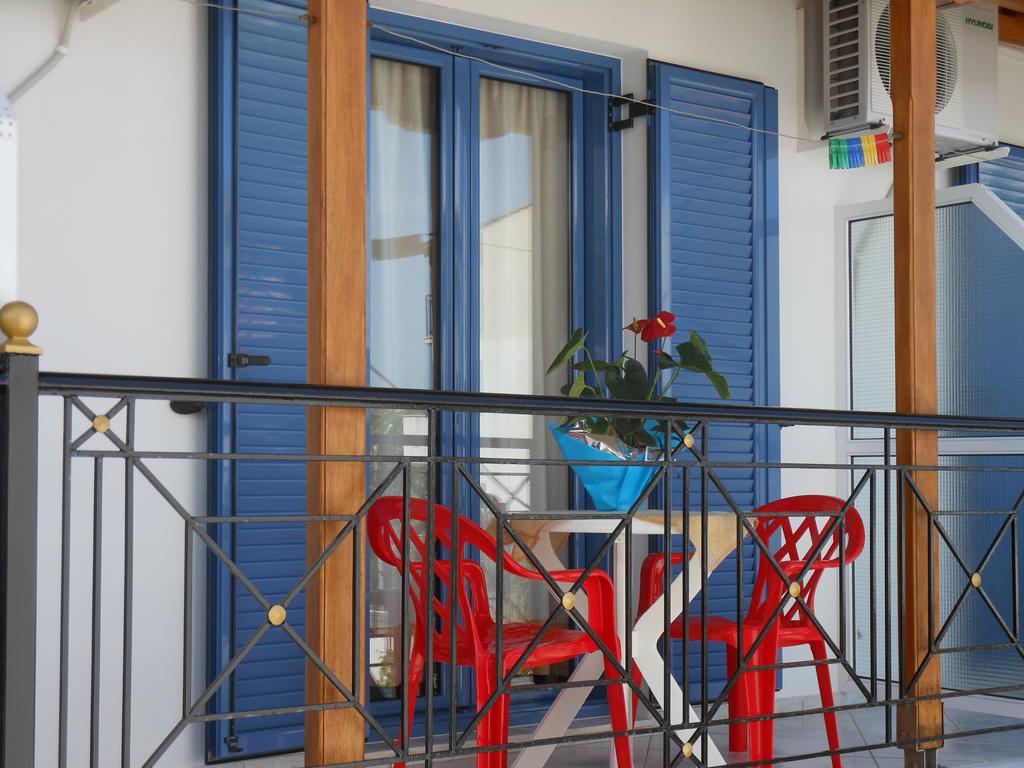 Ferienwohnung Pansion Giorgos & Rania Skiathos-Stadt Zimmer foto